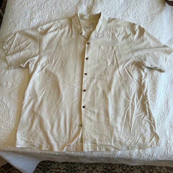 Tommy Bahama camp shirt - Picture 2 of 3